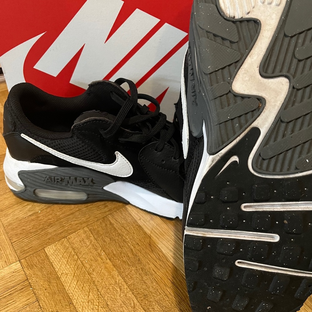 Black Nike air max excee 9.5 - 41